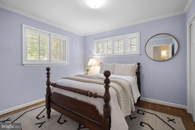 19 EASTMOOR DR, Silver Spring, MD 20901