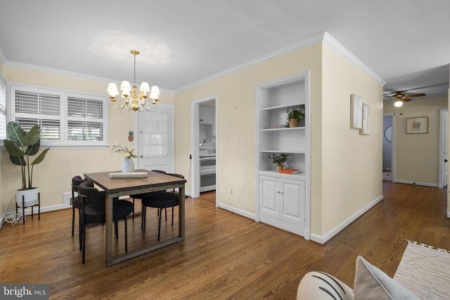 19 EASTMOOR DR, Silver Spring, MD 20901