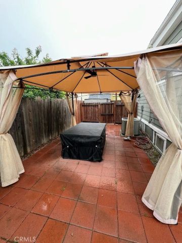 16600 Orange 124, Paramount, CA 90723