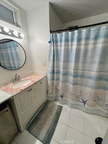 16600 Orange 124, Paramount, CA 90723