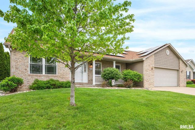 800 SIMON Street, Washington, IL 61571