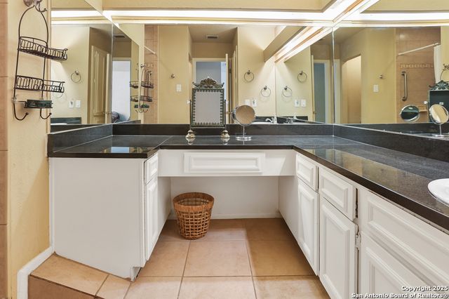 7711 Callaghan Rd Apt 802, San Antonio, TX 78229