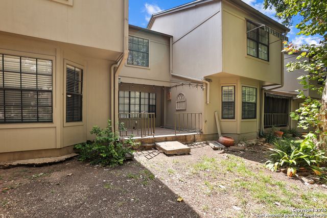 7711 Callaghan Rd Apt 802, San Antonio, TX 78229