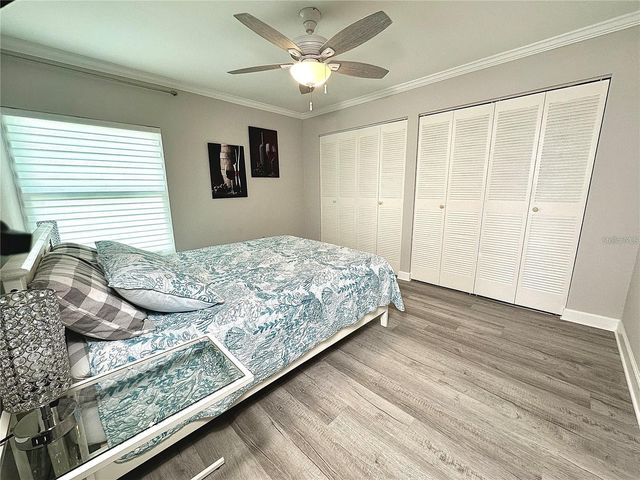 4908 38TH WAY S 401, St Petersburg, FL 33711
