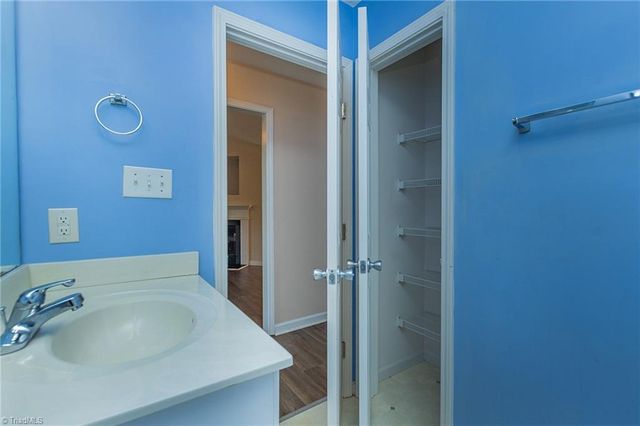 676 Old Castle Drive, Randleman, NC 27317