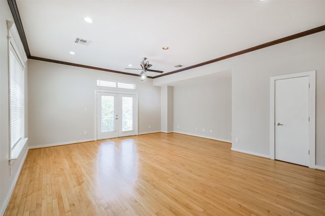 2364 Arlington Street, Houston, TX 77008