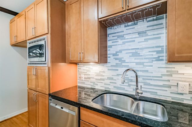 2364 Arlington Street, Houston, TX 77008