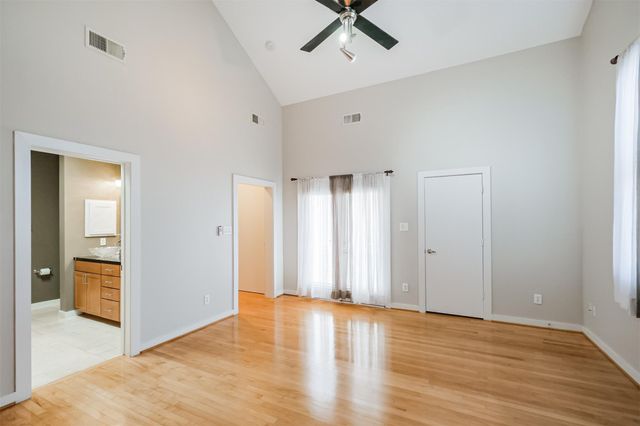 2364 Arlington Street, Houston, TX 77008