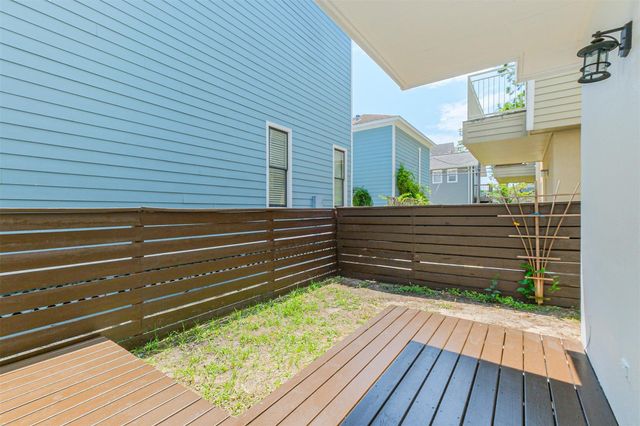 2364 Arlington Street, Houston, TX 77008