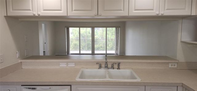 960 STARKEY ROAD 3302, Largo, FL 33771
