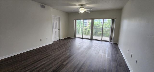 960 STARKEY ROAD 3302, Largo, FL 33771