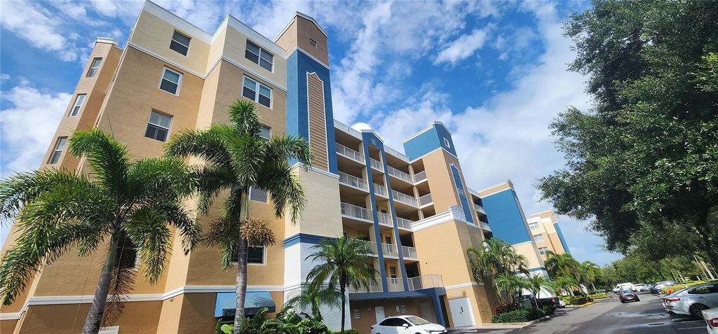 960 STARKEY ROAD 3302, Largo, FL 33771
