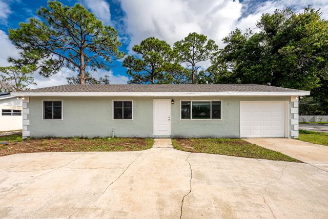 651 SE Port St Lucie Boulevard, Port St. Lucie, FL 34984, Port St Lucie, FL 34984