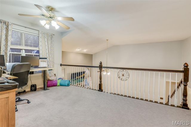 24 Meadow Woods Court, Edwardsville, IL 62025