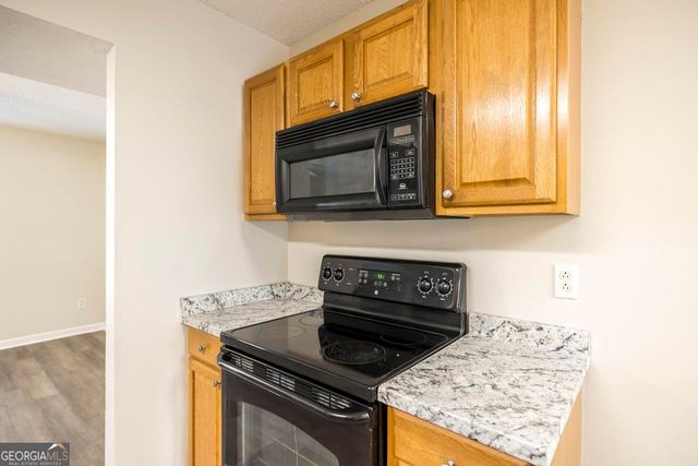 204 Spring Creek Drive, Perry, GA 31069