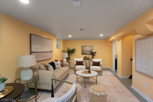 15 Quill Pen Way, Warren Twp., NJ 07059