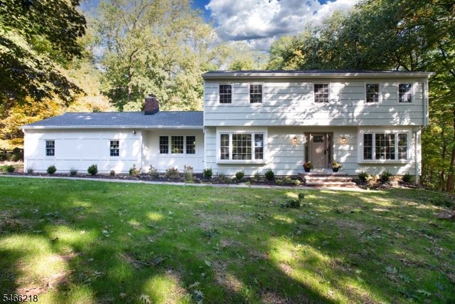 15 Quill Pen Way, Warren Twp., NJ 07059
