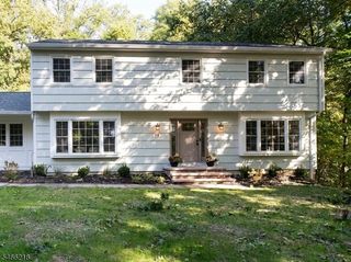 15 Quill Pen Way, Warren Twp., NJ 07059