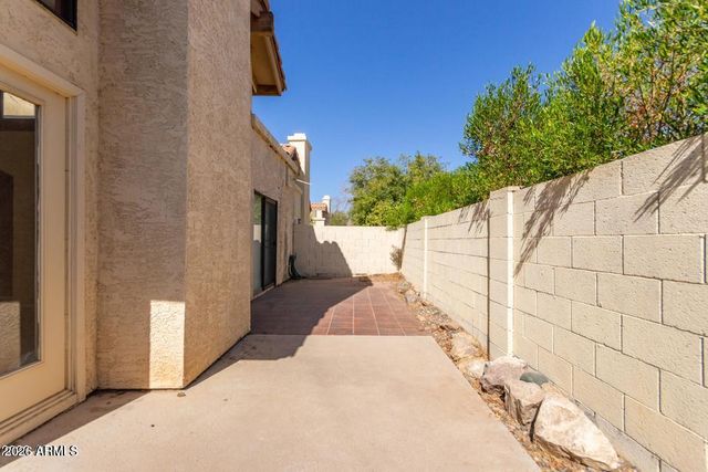 2671 N TAMARISK Street, Chandler, AZ 85224