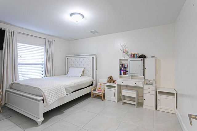 5803 Lime Road, West Palm Beach, FL 33413