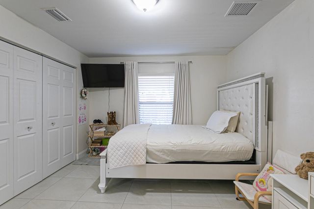 5803 Lime Road, West Palm Beach, FL 33413