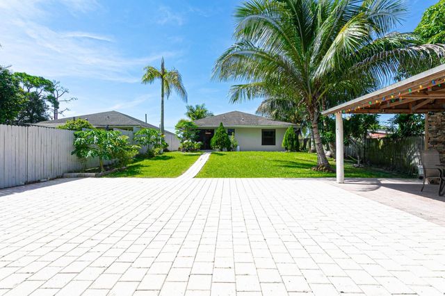 5803 Lime Road, West Palm Beach, FL 33413