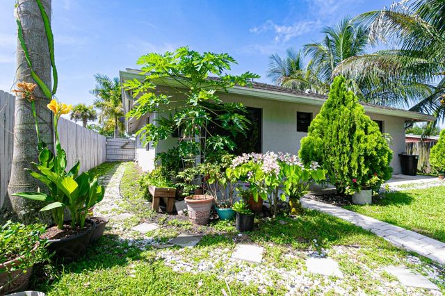 5803 Lime Road, West Palm Beach, FL 33413