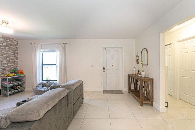 5803 Lime Road, West Palm Beach, FL 33413
