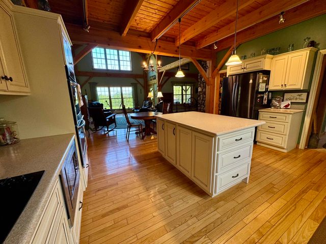 817 Topsham Road, Newbury, VT 05051