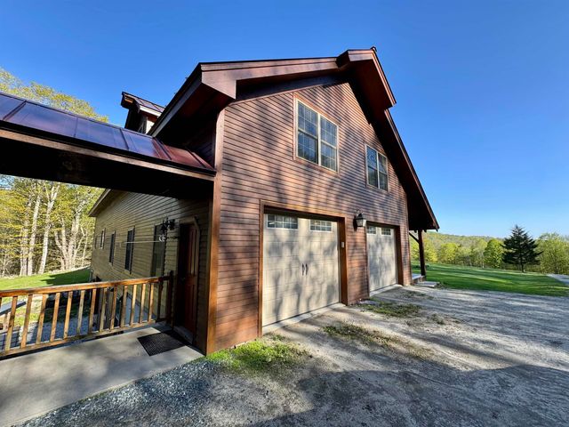 817 Topsham Road, Newbury, VT 05051