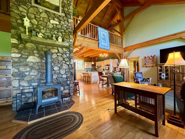 817 Topsham Road, Newbury, VT 05051
