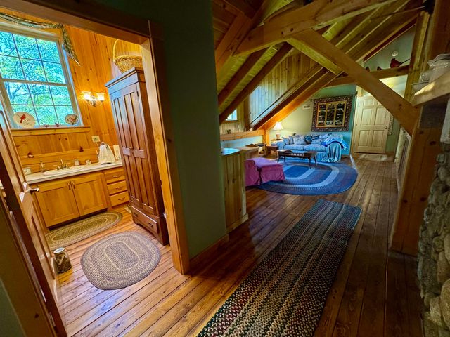 817 Topsham Road, Newbury, VT 05051