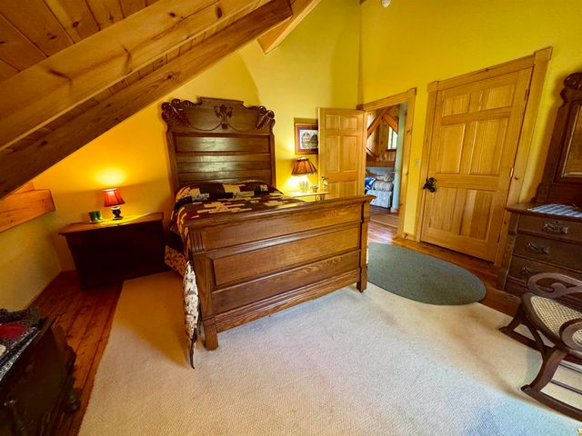 817 Topsham Road, Newbury, VT 05051