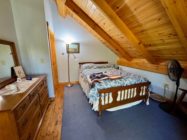 817 Topsham Road, Newbury, VT 05051