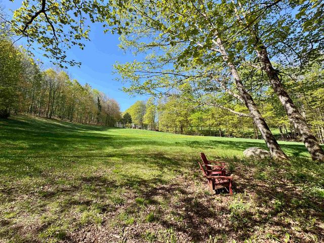 817 Topsham Road, Newbury, VT 05051