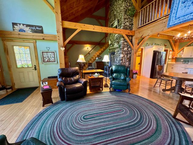 817 Topsham Road, Newbury, VT 05051