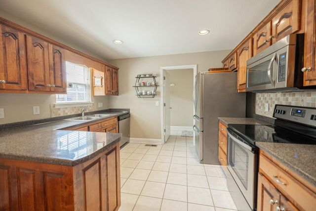 174 Old Pond Road SE, Cleveland, TN 37323