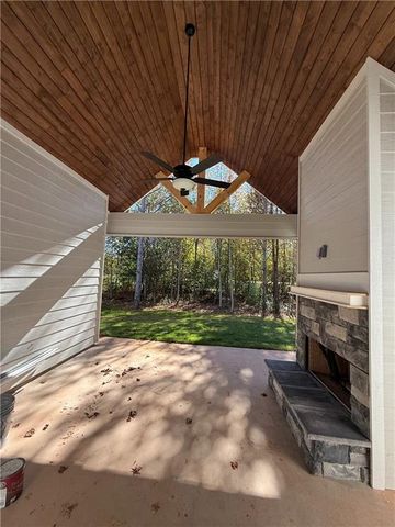 89 Huntington Drive, Lavonia, GA 30521