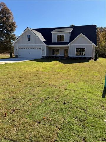 89 Huntington Drive, Lavonia, GA 30521