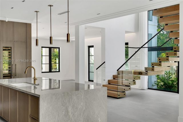 4191 Battersea Rd, Miami, FL 33133