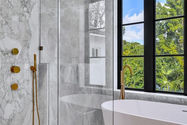 4191 Battersea Rd, Miami, FL 33133