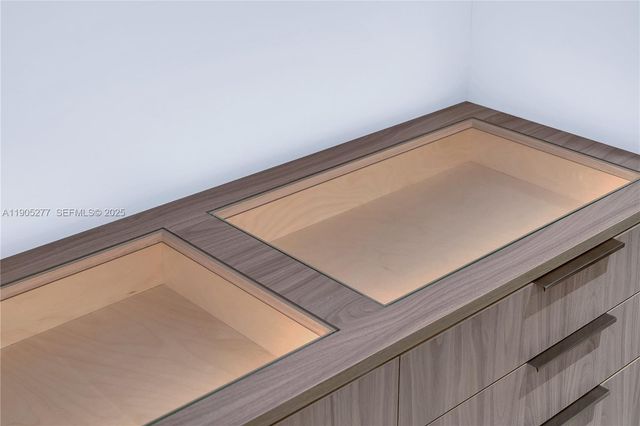 4191 Battersea Rd, Miami, FL 33133