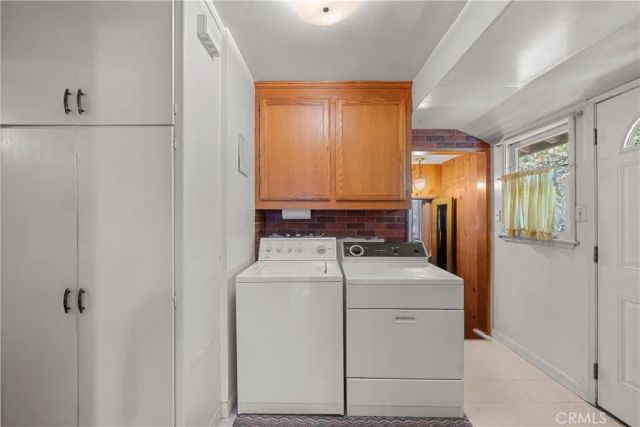 17231 Lanark, Van Nuys, CA 91406