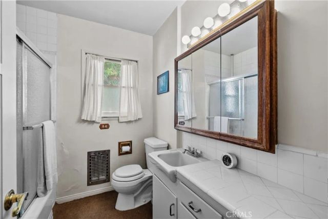 17231 Lanark, Van Nuys, CA 91406