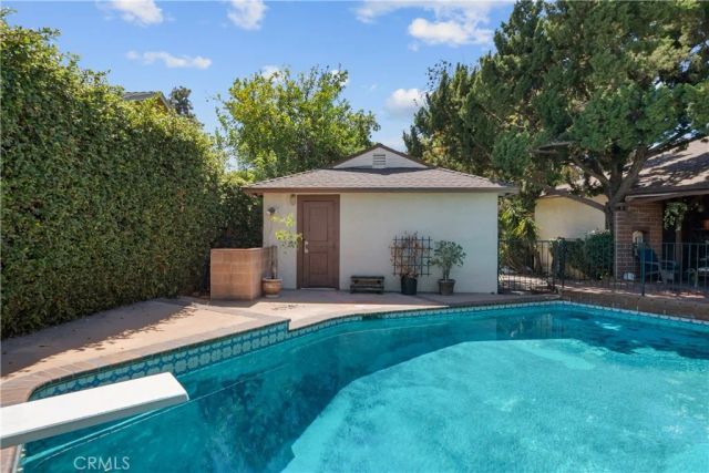 17231 Lanark, Van Nuys, CA 91406