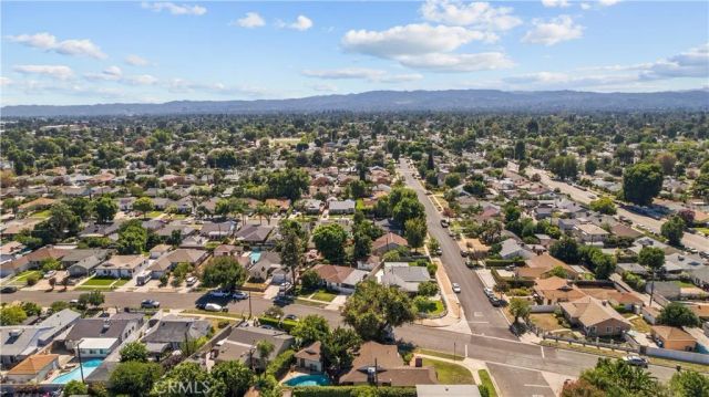 17231 Lanark, Van Nuys, CA 91406
