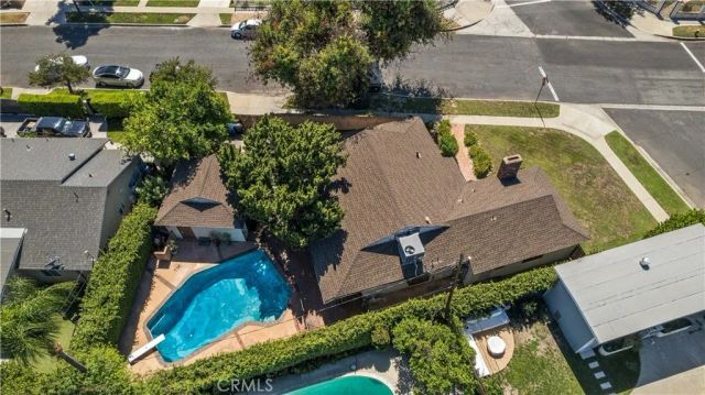 17231 Lanark, Van Nuys, CA 91406