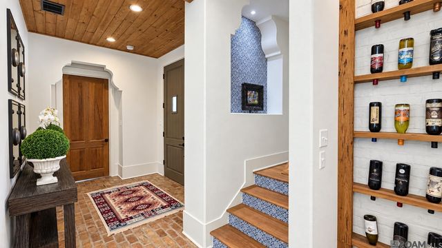 17909 Pecan Shadows Dr, Baton Rouge, LA 70810