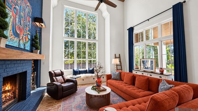 17909 Pecan Shadows Dr, Baton Rouge, LA 70810