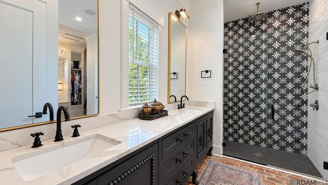 17909 Pecan Shadows Dr, Baton Rouge, LA 70810